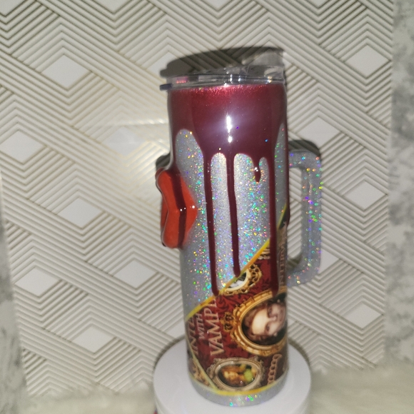 Red and Silver Lipstick with Heart Design - Picture 4 of 7